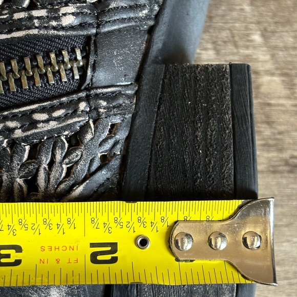 Corral Boots Circle G from Cut Out Short Black Womens Western Boots - Picture 7 of 12